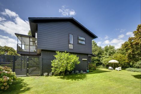 Photo of property in 42 Simla Avenue, Havelock North, 4130