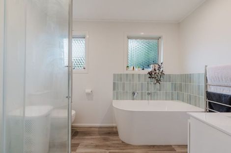 Photo of property in 54 Regent Street, Silverdale, Hamilton, 3216