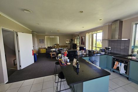 Photo of property in Tuscany Towers, 84/1 Ambrico Place, New Lynn, Auckland, 0600
