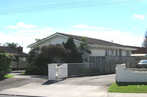 Photo of property in 1/2 Richard Avenue, Bucklands Beach, Auckland, 2014