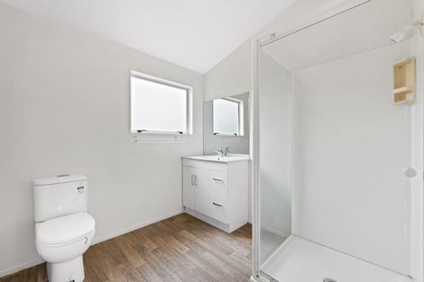 Photo of property in 30 Forest Hill Road, Henderson, Auckland, 0612