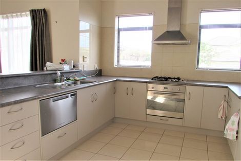 Photo of property in 69a Amesbury Drive, Churton Park, Wellington, 6037