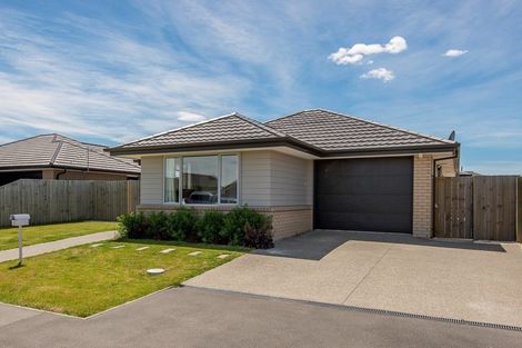 Photo of property in 33 Flint Road, Rolleston, 7614