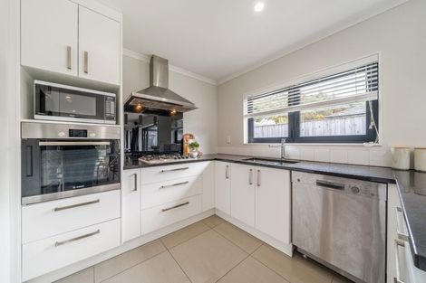 Photo of property in 107 Riverstone Drive, Riverstone Terraces, Upper Hutt, 5018