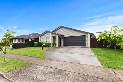 Photo of property in 128 Puhirake Crescent, Pyes Pa, Tauranga, 3112
