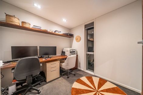 Photo of property in 32 Roys Road, Plimmerton, Porirua, 5026