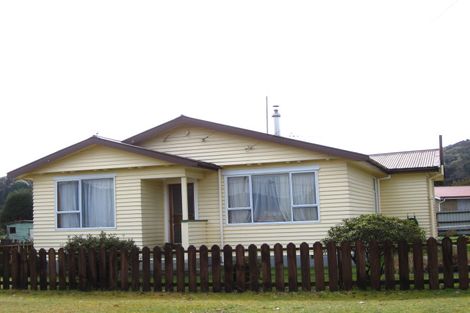 Photo of property in 9 Main Street, Reefton, 7830