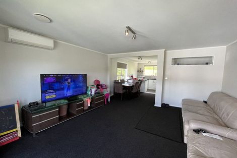 Photo of property in 7 Halyard Place, Whitby, Porirua, 5024