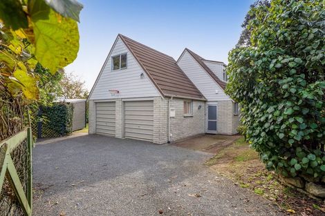 Photo of property in 1138 South Road, Oakura, 4314