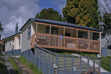 Photo of property in 19 Paton Avenue, Te Atatu South, Auckland, 0610