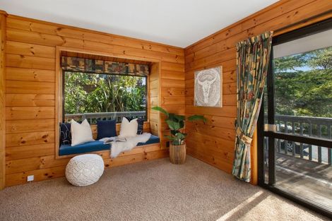 Photo of property in 8 Shackle Lane, Whitby, Porirua, 5024