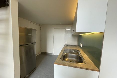 Photo of property in Urbane Apartments, 43/29 Webb Street, Mount Cook, Wellington, 6011