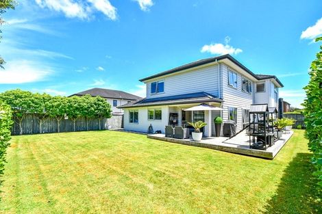 Photo of property in 10 Bayvista Drive, Karaka, Papakura, 2113