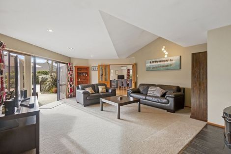 Photo of property in 10 Tucson Place, Burwood, Christchurch, 8061