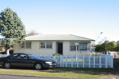 Photo of property in 30 Heybridge Street, Manurewa, Auckland, 2102