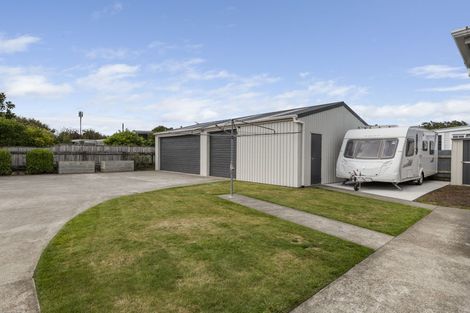 Photo of property in 162 Waihi Road, Hawera, 4610