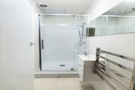 Photo of property in 19 Glen Norman Avenue, Henderson, Auckland, 0610