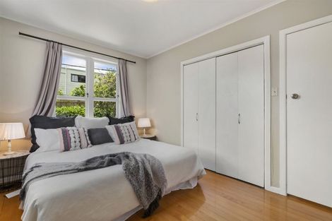 Photo of property in 1/24 Lyttelton Avenue, Forrest Hill, Auckland, 0620