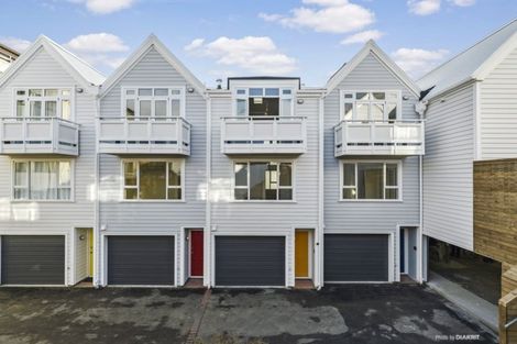 Photo of property in Pirie Street Townhouses, 19/35u Pirie Street, Mount Victoria, Wellington, 6011