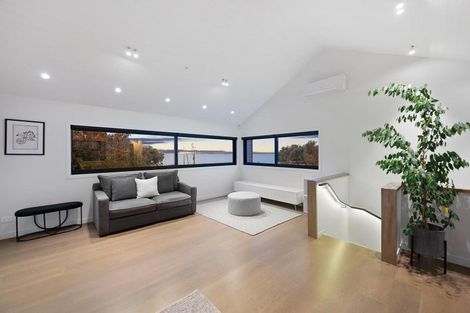 Photo of property in 24 Seacliffe Avenue, Belmont, Auckland, 0622