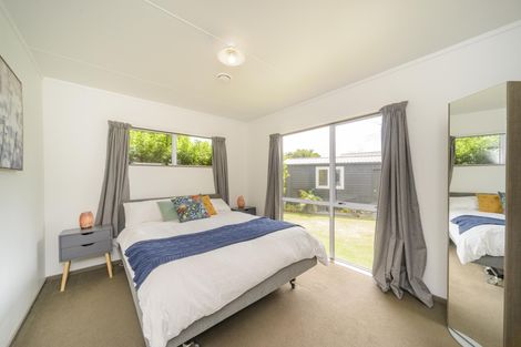 Photo of property in 97 Hillcrest Drive, Kelvin Grove, Palmerston North, 4414