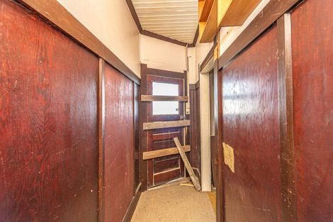 Photo of property in 25 Manuka Street, Castlecliff, Whanganui, 4501