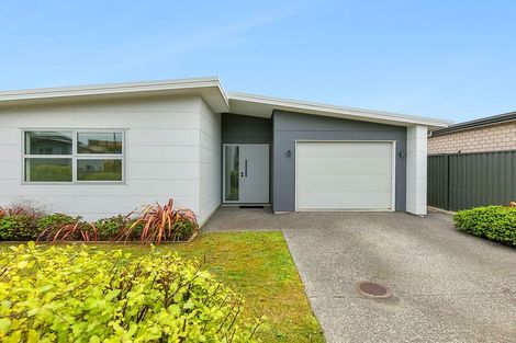 Photo of property in 1 Tieke Lane, Kenepuru, Porirua, 5022
