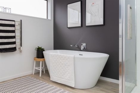 Photo of property in 2/58 Philpotts Road, Mairehau, Christchurch, 8052