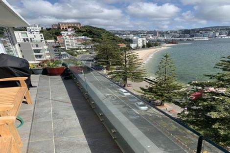 Photo of property in Oriana Apartments, 248 Oriental Parade, Oriental Bay, Wellington, 6011