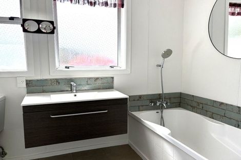 Photo of property in 23 Te Iwiheke Place, Turangi, 3334
