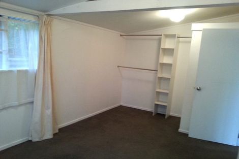 Photo of property in 2/30 Cresta Avenue, Beach Haven, Auckland, 0626