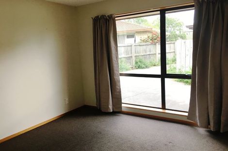 Photo of property in 27 Castile Place, Belfast, Christchurch, 8051