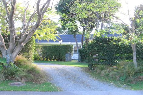 Photo of property in 5 Maple Lane, Waikanae, 5036