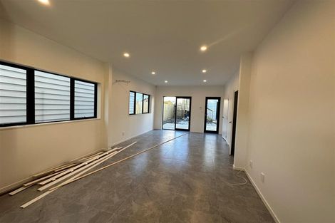 Photo of property in 103b Grove Road, Papakura, 2110