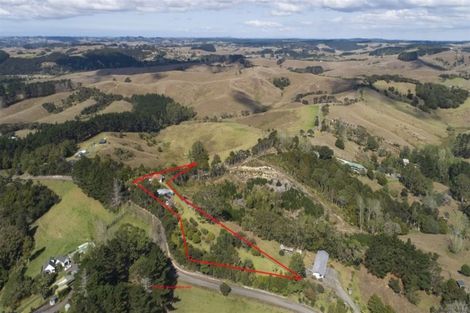 Photo of property in 130 Shanks Road, Helensville, 0875