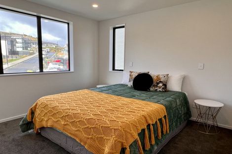 Photo of property in 14 Bee Lane, Whitby, Porirua, 5024