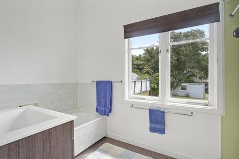 Photo of property in 5 Hamilton Place, Pukekohe, 2120