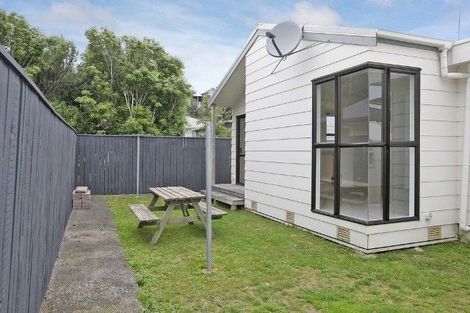 Photo of property in 183 The Parade, Island Bay, Wellington, 6023