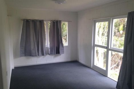 Photo of property in 26 Seaview Road, Glenfield, Auckland, 0629