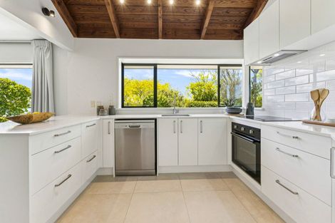 Photo of property in 18 Ander Place, Takapuna, Auckland, 0622