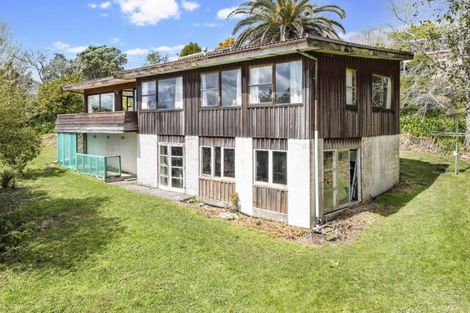 Photo of property in 115 Matipo Road, Mairangi Bay, Auckland, 0630