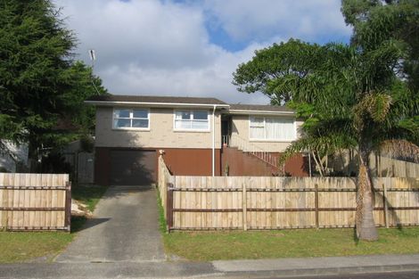 Photo of property in 2/16 Normanton Street, Glenfield, Auckland, 0629
