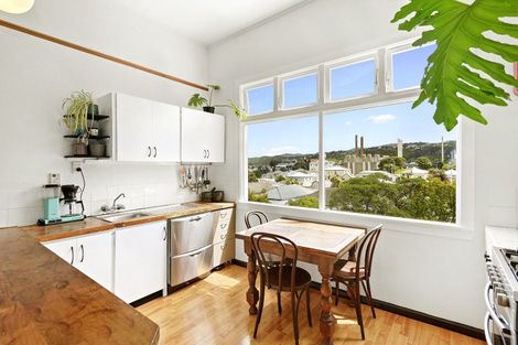 Photo of property in 10 Coromandel Street, Newtown, Wellington, 6021