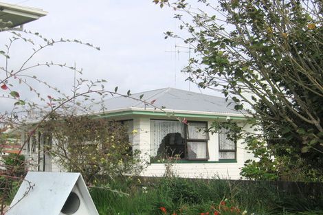 Photo of property in 204 Ngatai Road, Otumoetai, Tauranga, 3110