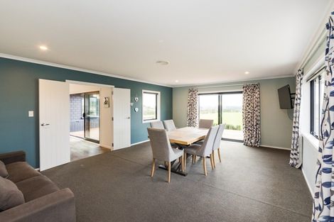 Photo of property in 52 Centre Road, Aokautere, Palmerston North, 4471