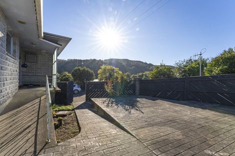 Photo of property in 1/1 Cawthron Crescent, Annesbrook, Nelson, 7011