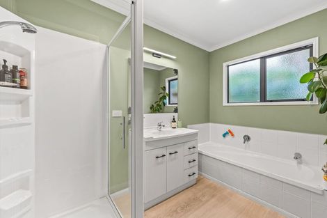 Photo of property in 381 Cove Road, Waipu, 0582