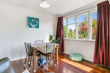 Photo of property in 30 Douglas Crescent, Fairfield, Hamilton, 3214