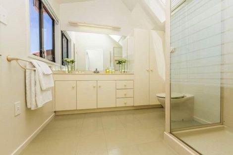 Photo of property in 34 Firth Road, Torbay, Auckland, 0630