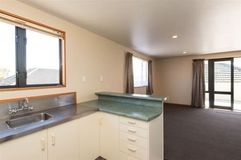 Photo of property in 21 George Street, Riccarton, Christchurch, 8041